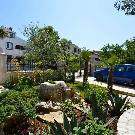 Silvia By Interhome Apartment Pula