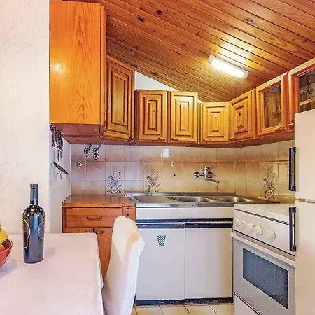 Silvia By Interhome Apartment Pula