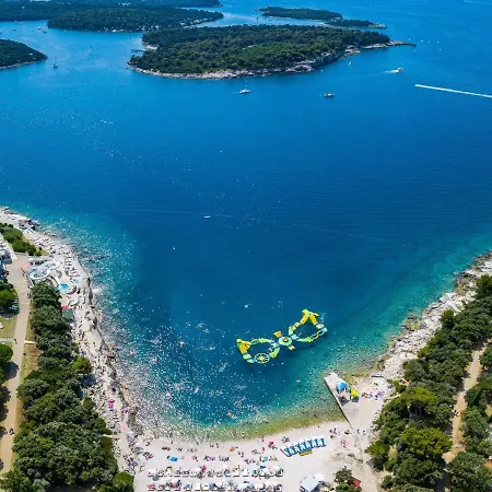 Apartment Silvia By Interhome