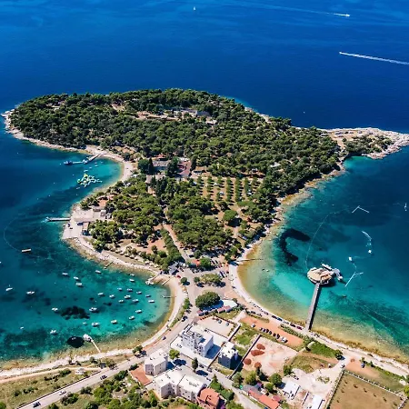 Apartment Silvia By Interhome