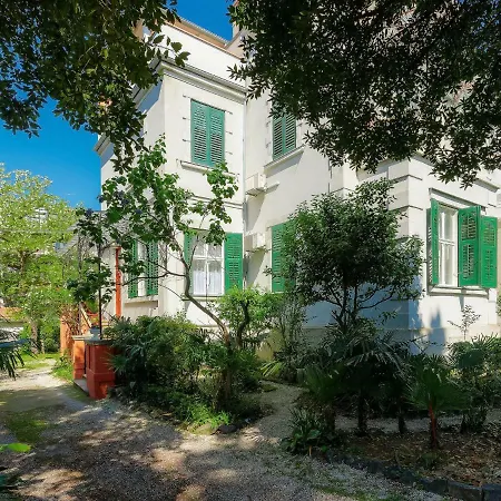 Silvia By Interhome Daire *