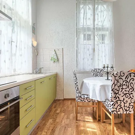 Apartment Silvia By Interhome