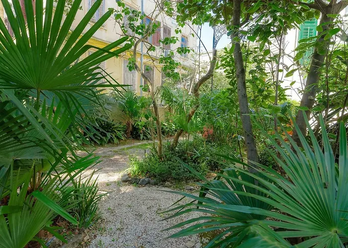 Silvia By Interhome * 풀라