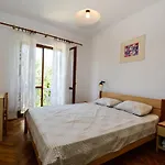 Silvia By Interhome * Pula