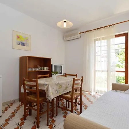 Silvia By Interhome アパート *