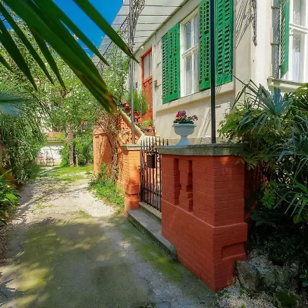 Silvia By Interhome Lejlighed