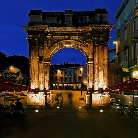 アパート Silvia By Interhome