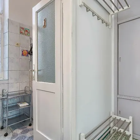 Apartment Silvia By Interhome Apartman Pula