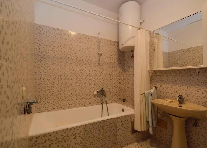 Silvia By Interhome Lejlighed