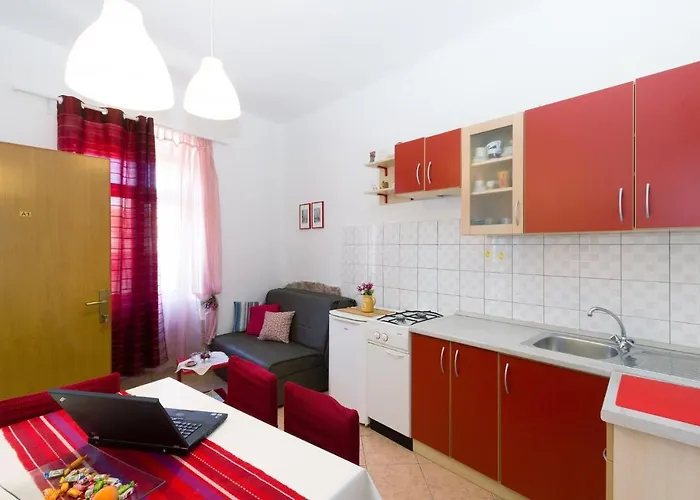Lejlighed Silvia By Interhome